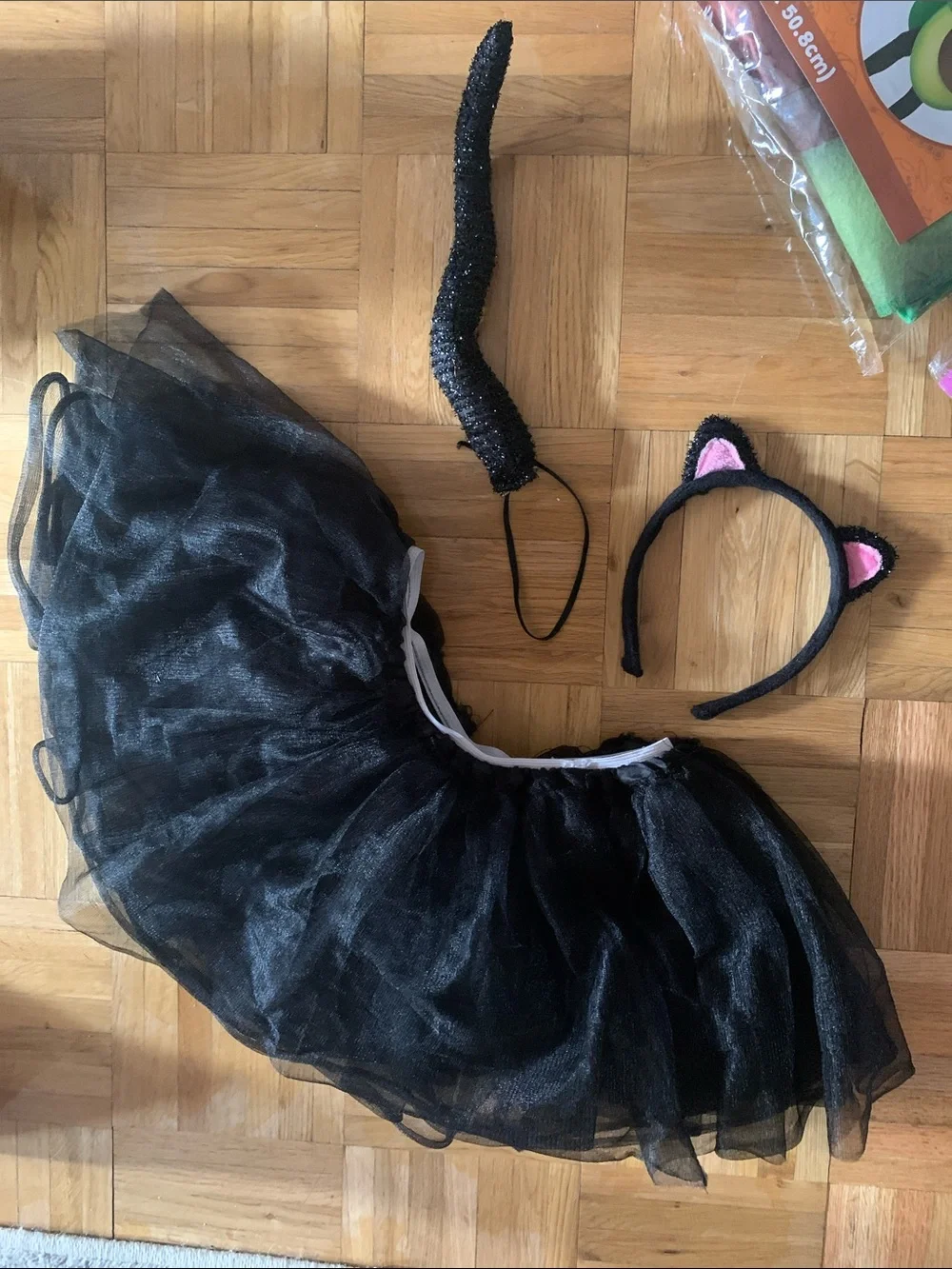 Pretend Play / Dress Up ONE SIZE FITS MOST - Adult & Child